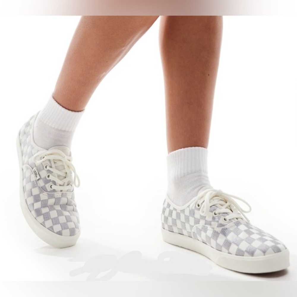 NEW Vans Authentic Lowpro Lunar Rock Embroidered Checkered Sneakers Wmn Sz 7.5